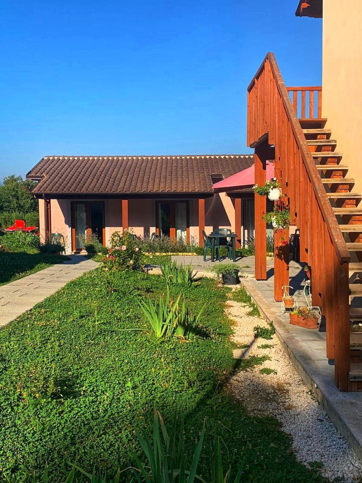Albergo Diffuso Borgo Retrosi Di Amatrice Exterior foto