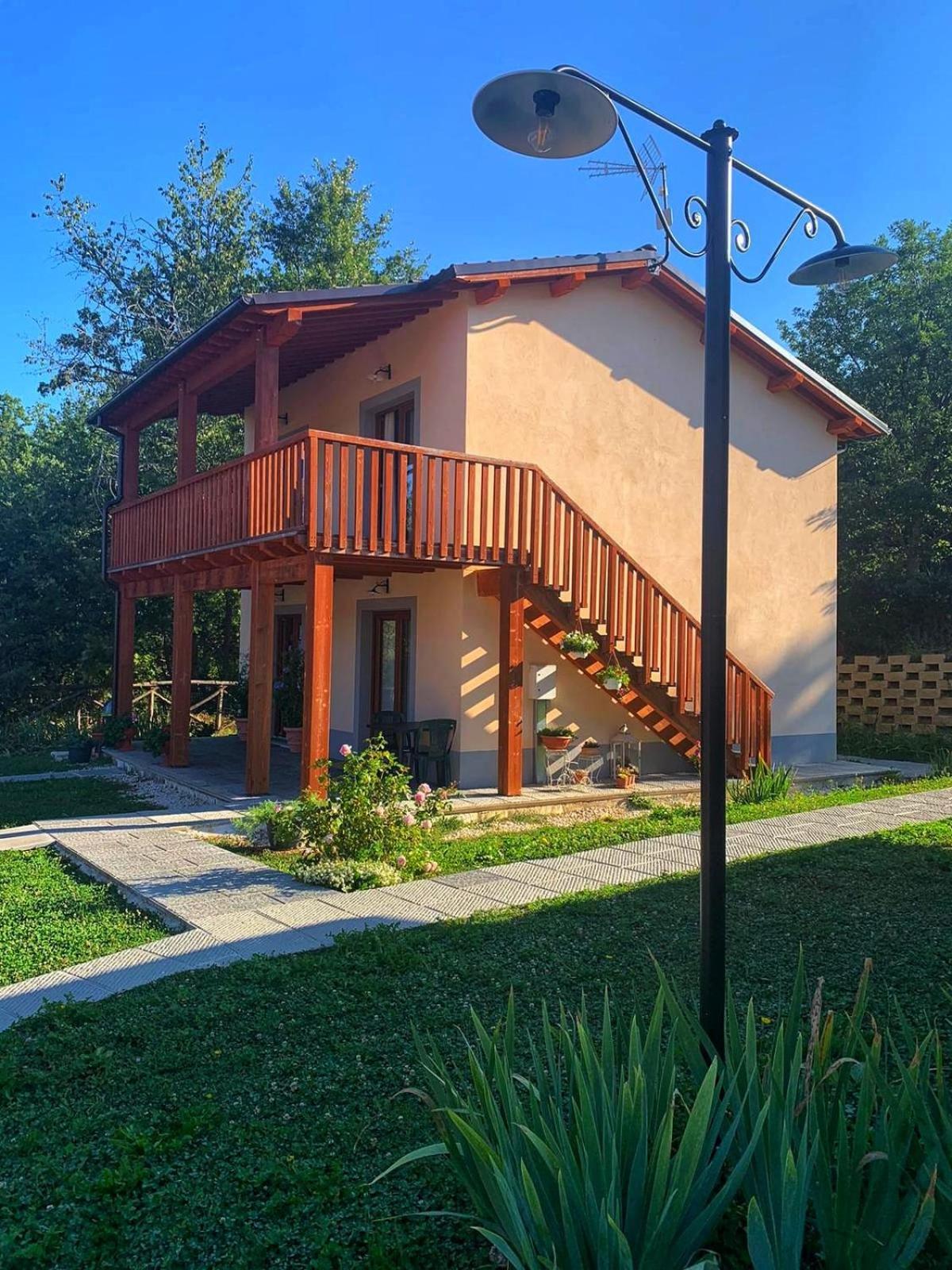 Albergo Diffuso Borgo Retrosi Di Amatrice Exterior foto