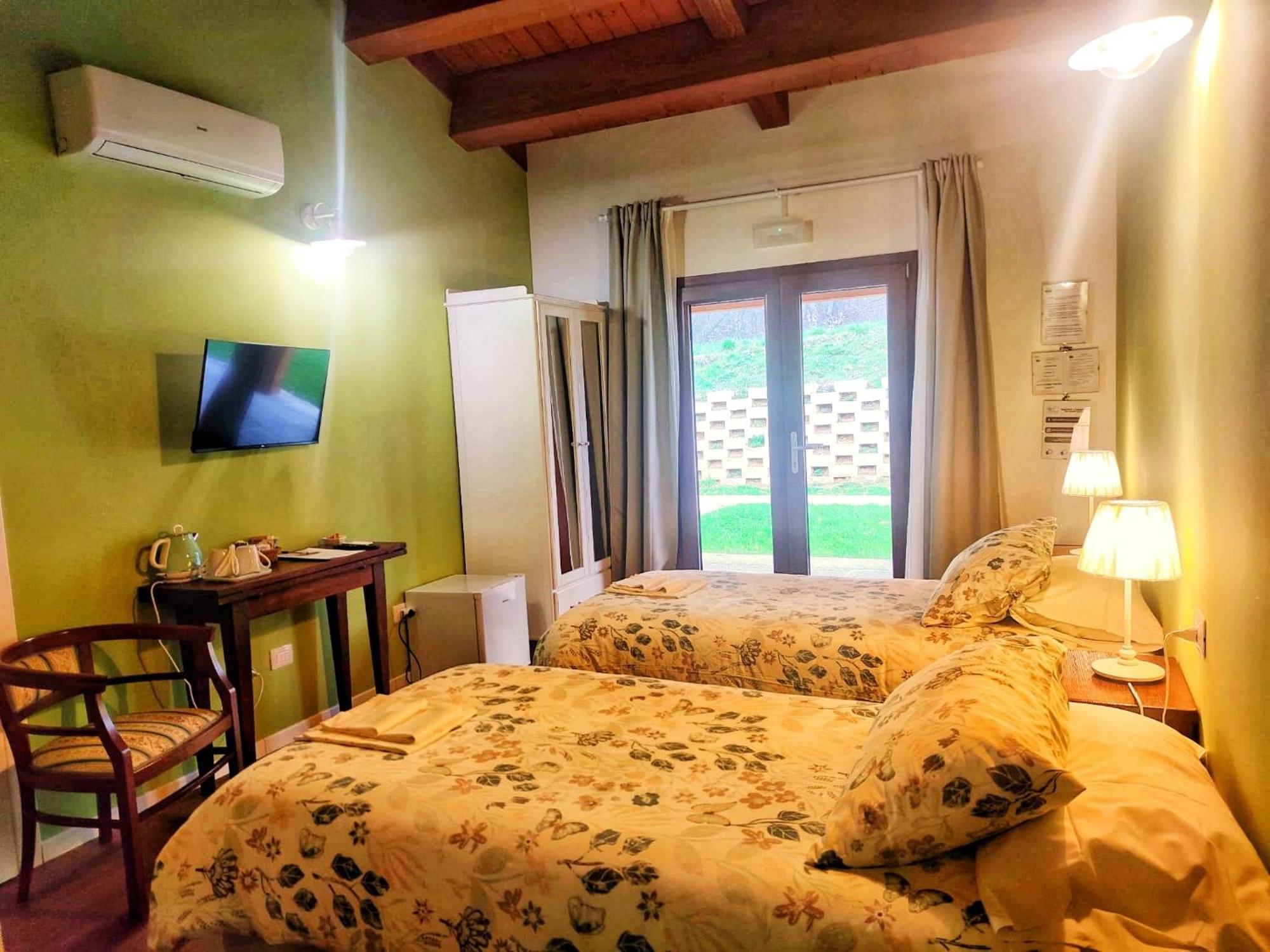 Albergo Diffuso Borgo Retrosi Di Amatrice Exterior foto