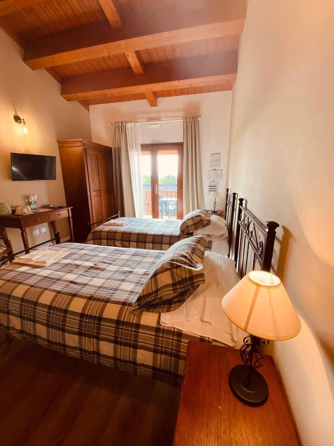 Albergo Diffuso Borgo Retrosi Di Amatrice Exterior foto